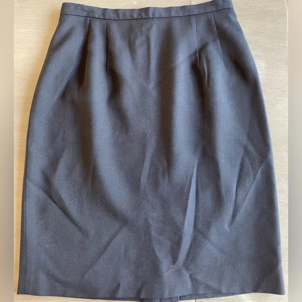 Talbots Timeless Black 100% Worsted Wool Pencil Skirt Lined Size 10